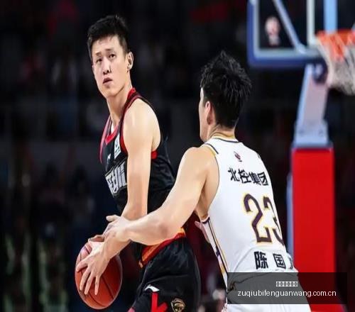 足球即时比,突发变动引,发关注,LiveScore,即时足球比分,赛程与比赛结果